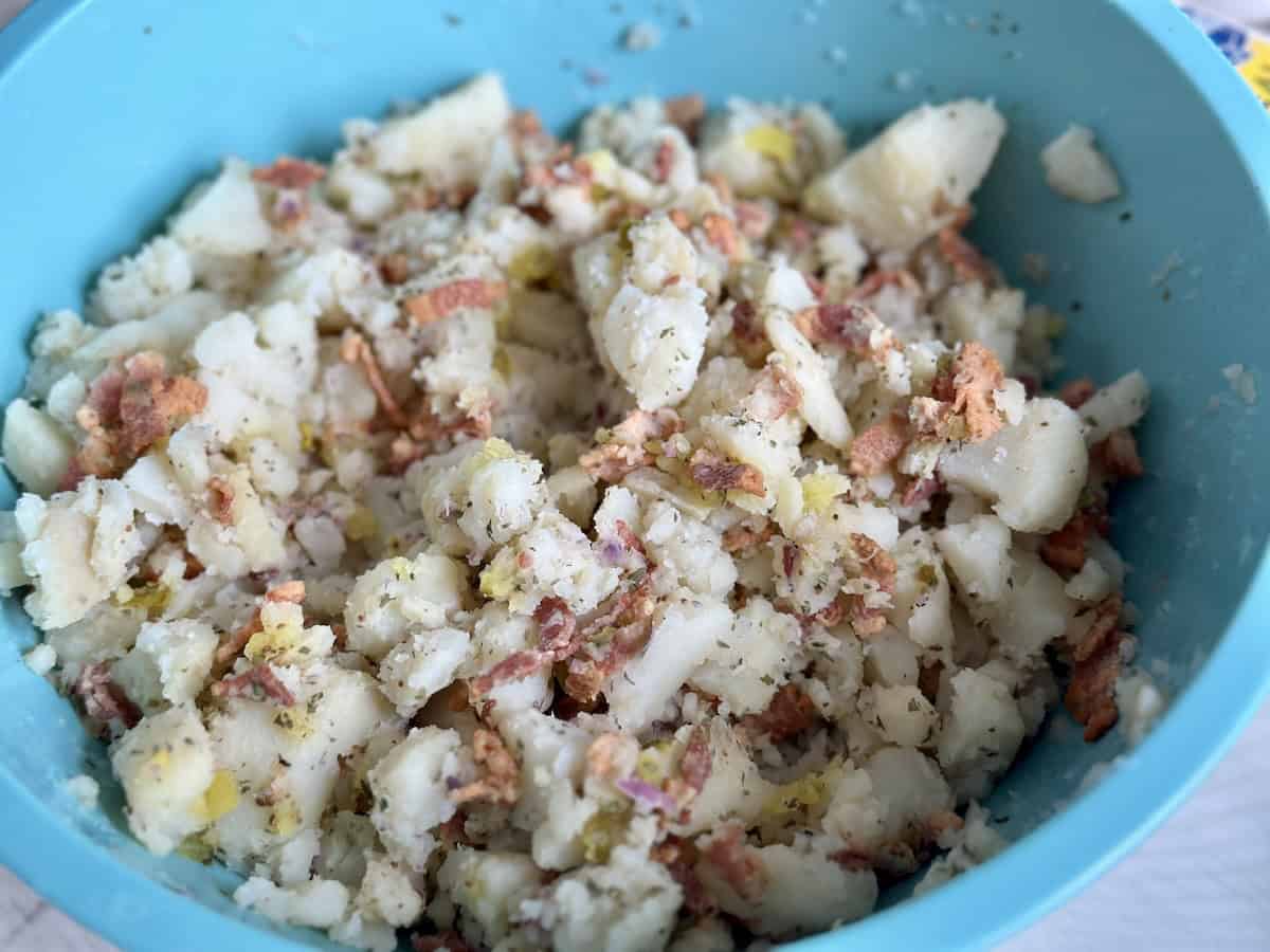 potato salad without eggs or mustard in blue bowl