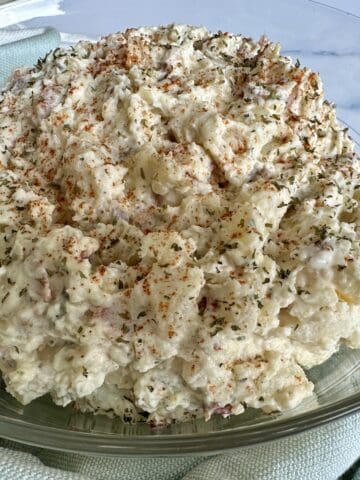 potato salad without egg in glass bowl