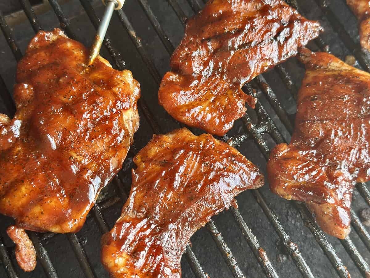 bbq chicken thighs on traeger grill grates