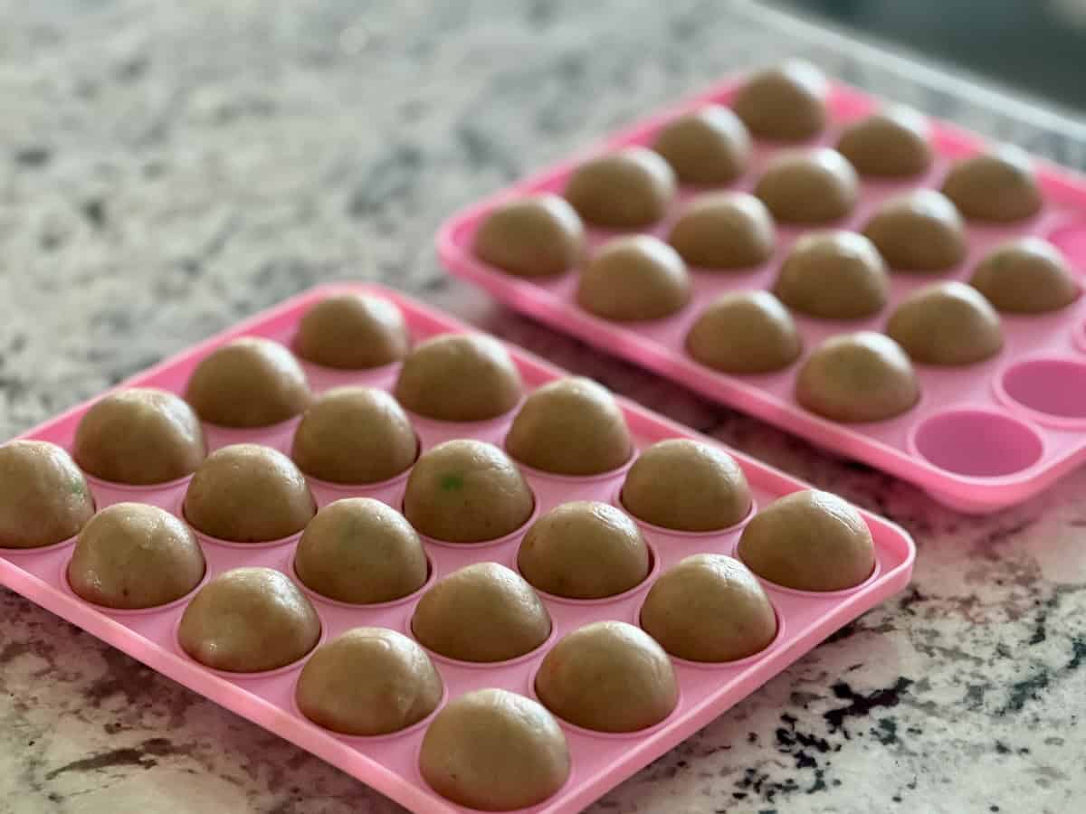 rolled cake pop balls in silicone mold